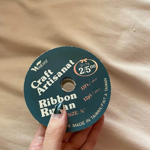 Vintage ribbon spool - Picture 3 of 3